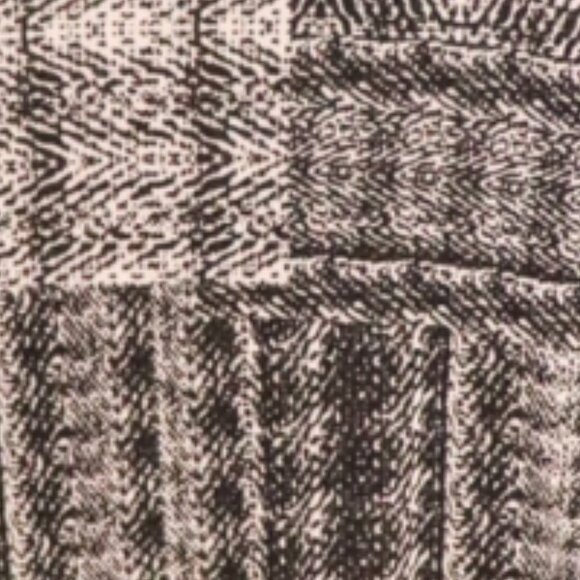 🎊3 FOR $10 DEX WOMENS S/P BLACK & WHITE PATTERNED SHIRT WITH SLITS IN SIDES - Picture 2 of 3